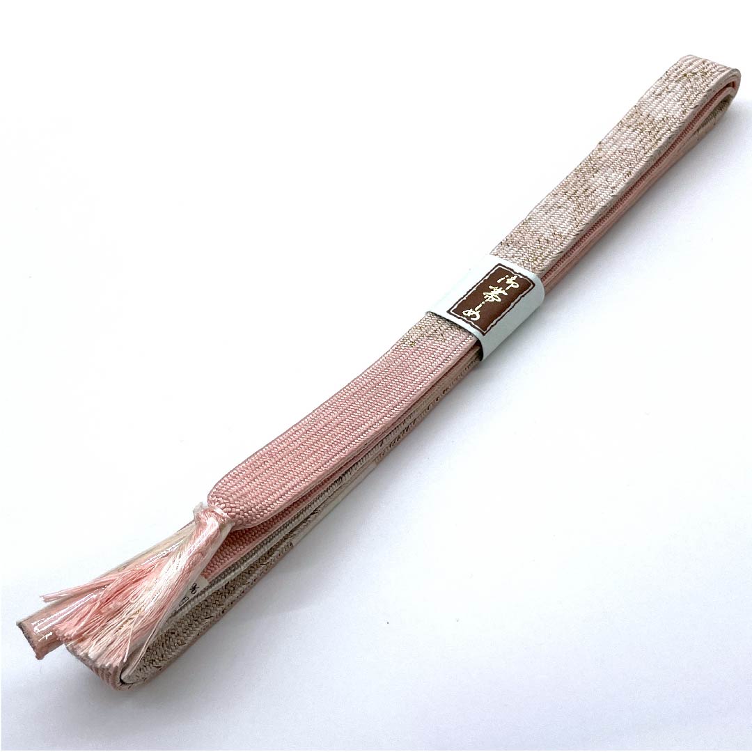(New old stock) Obijime (belt tying) Pure silk, quarter string, maiden color (otomeiro), uses metal thread, uses three-quarter gold, new old stock, length approx. 156cm, width approx. 1.5cm, semi-formal, S rank, pink, 1135001482913