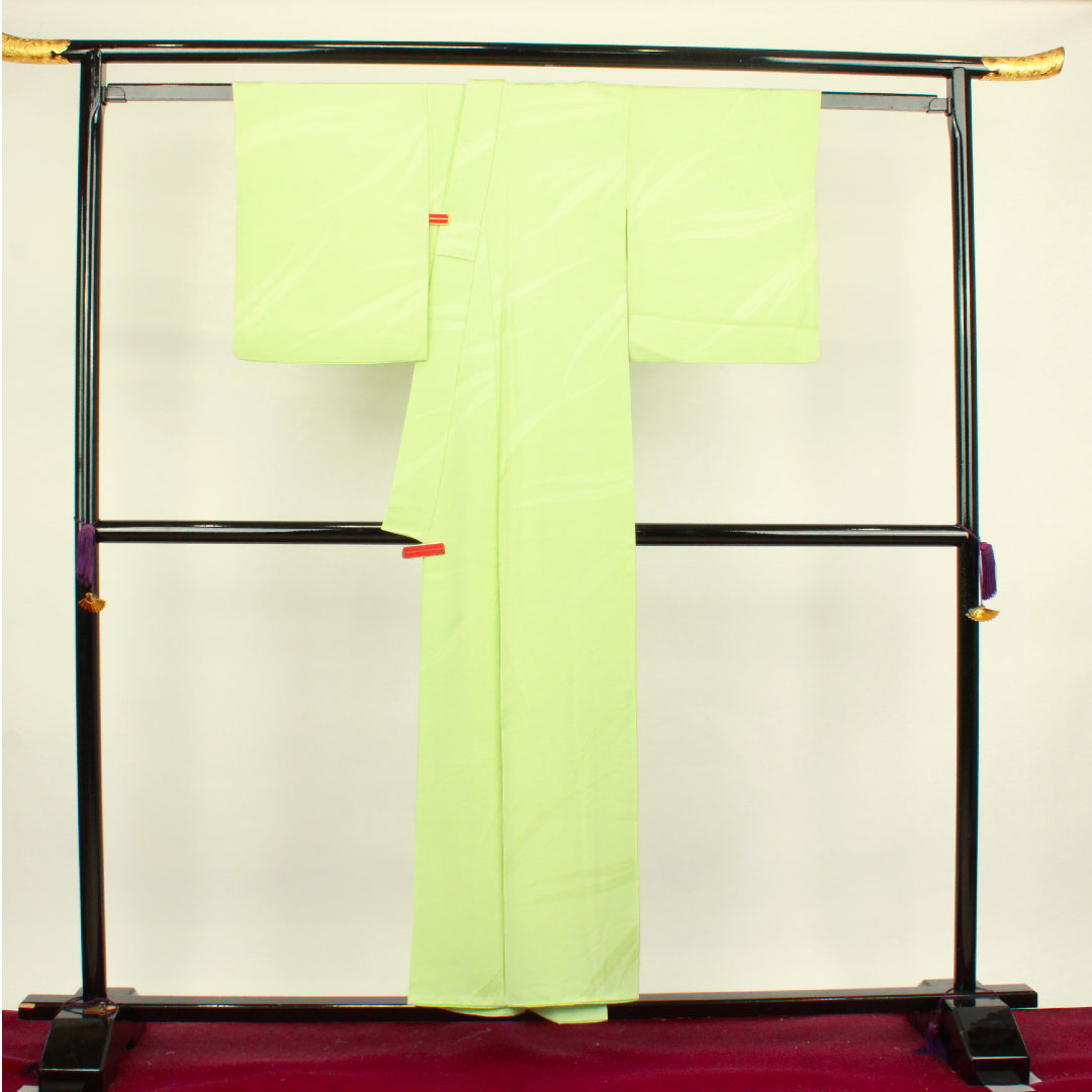 色無地 正絹 黄緑色 笹 身丈151.5cm 裄丈62cm 袷 Sランク 緑系 1114000892219