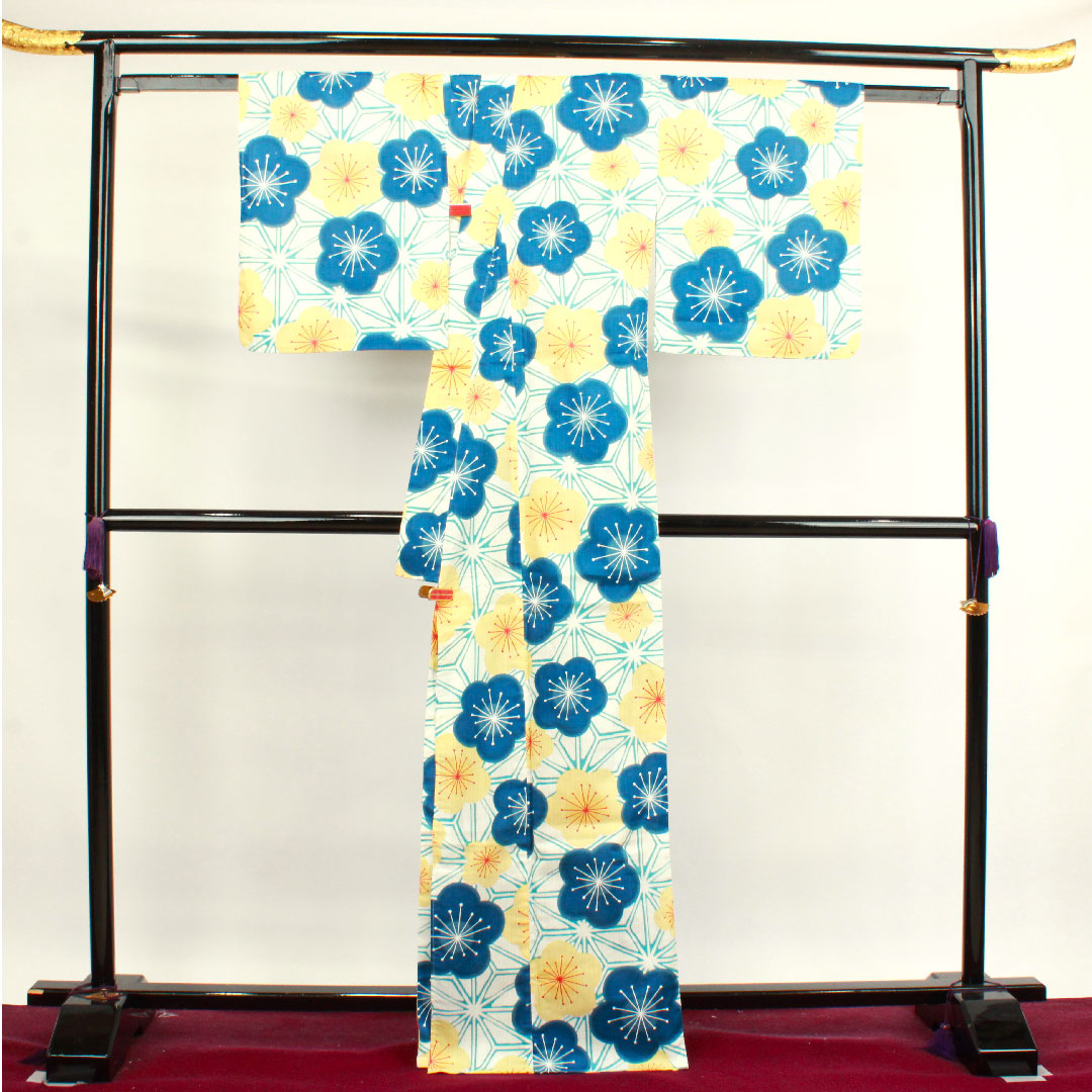 浴衣 山本彩ブランド 梅 麻の葉 木綿 Sランク 単衣 身丈167.5cm 裄丈68.5cm 白系 1118003972511