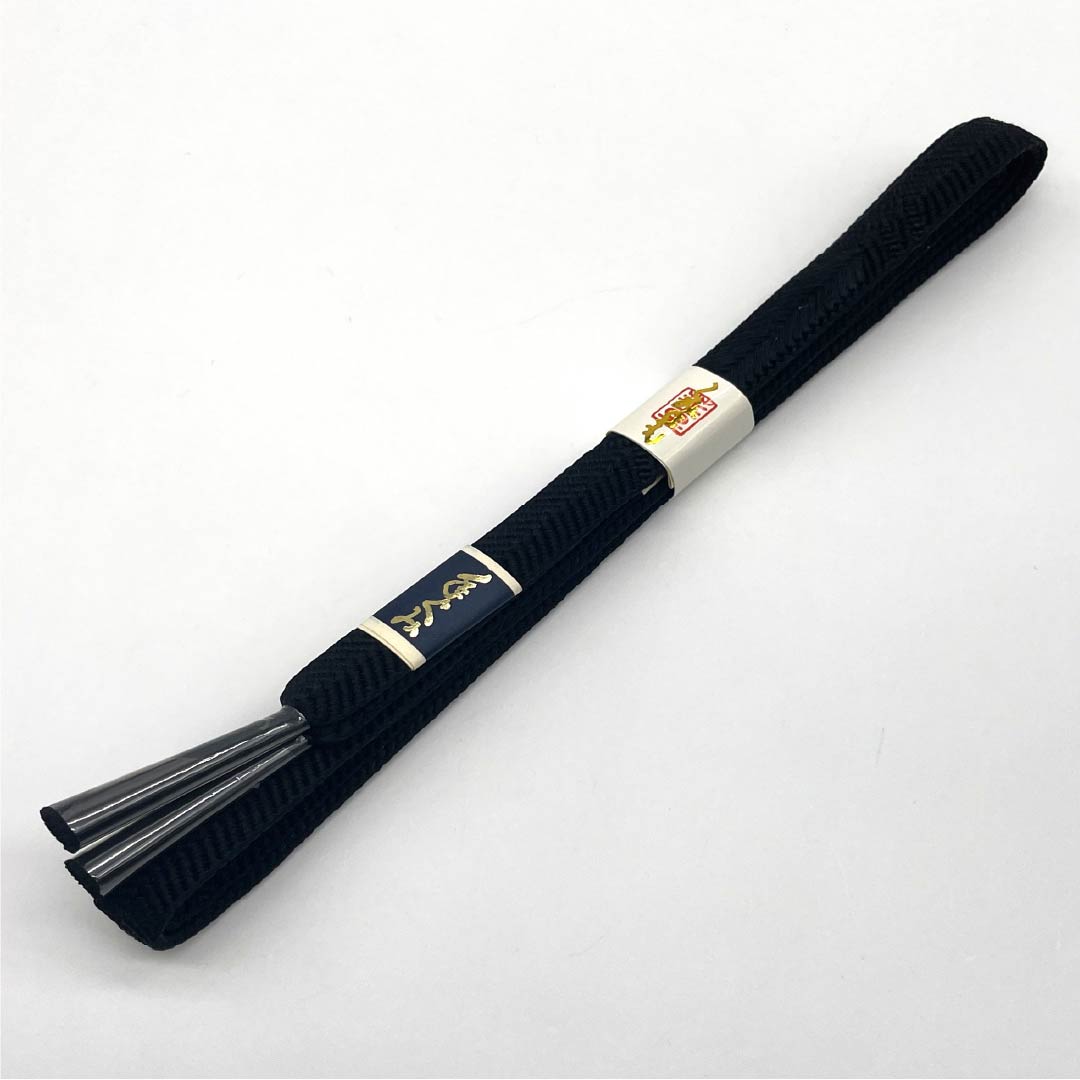 (新古品) 帯締め 正絹 四分紐 黒色(くろいろ) 無地 喪服用 長さ約161cm 幅約1.5cm セミフォーマル NEWランク 黒系 1135003091310