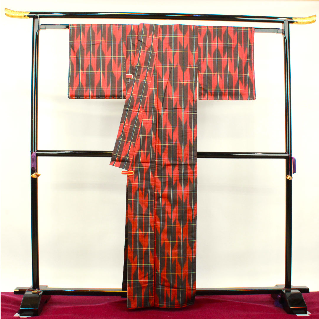 Tsumugi, Length 163.5cm, Sleeve length 62.5cm, Benibara color, Yagasuri, with basting thread, Unused, Pure silk, S rank, Awase, Red, 1116002782412