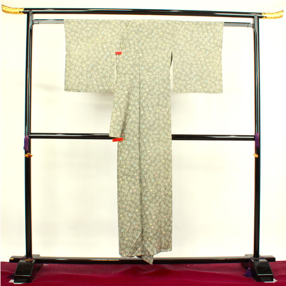 夏物 正絹 小紋 身丈149cm 裄丈63.5cm 柳鼠色(やなぎねずいろ) 菊 亀甲 絽 Sランク グレー系 1132000732122