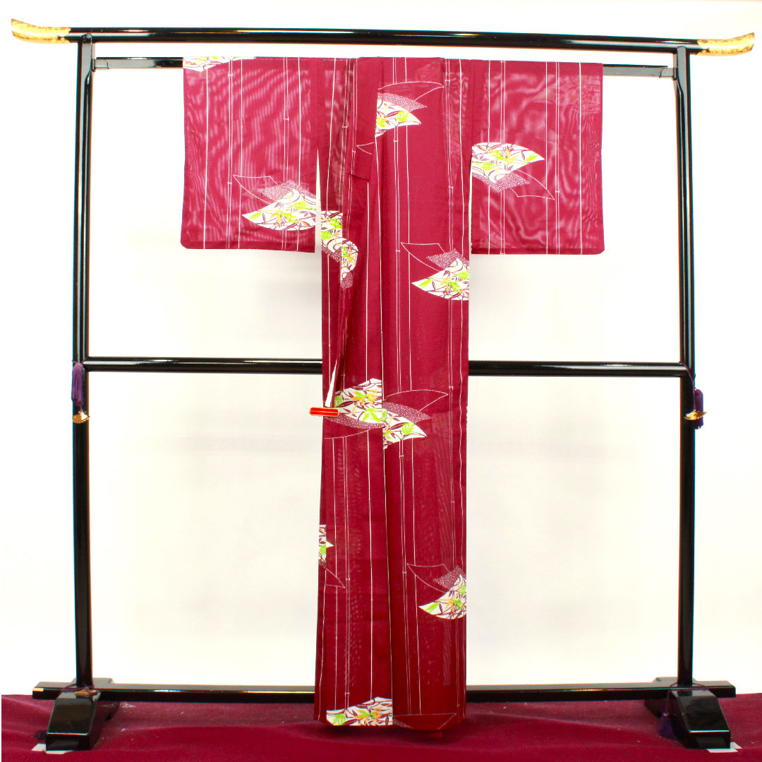 夏物 ポリエステル 小紋 身丈160.5cm 裄丈64cm 壺菫色(つぼすみれいろ) 竹 扇面 洗える着物 絽 Sランク 紫系 1132001422420