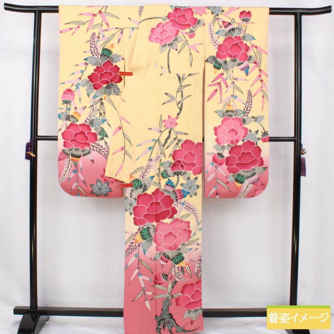 振袖 正絹 Aランク 身丈161cm 裄丈62.5cm 袷 薄柑子色(うすこうじいろ) 京紅型 牡丹 藤 ちりめん地 橙系 1113002403426
