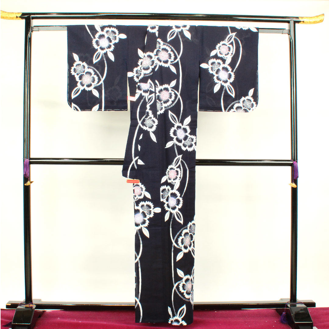 浴衣 しつけ糸付き 未使用品 褐色 撫子 木綿 Sランク 単衣 身丈162cm 裄丈64.5cm 紺系 1118002062418