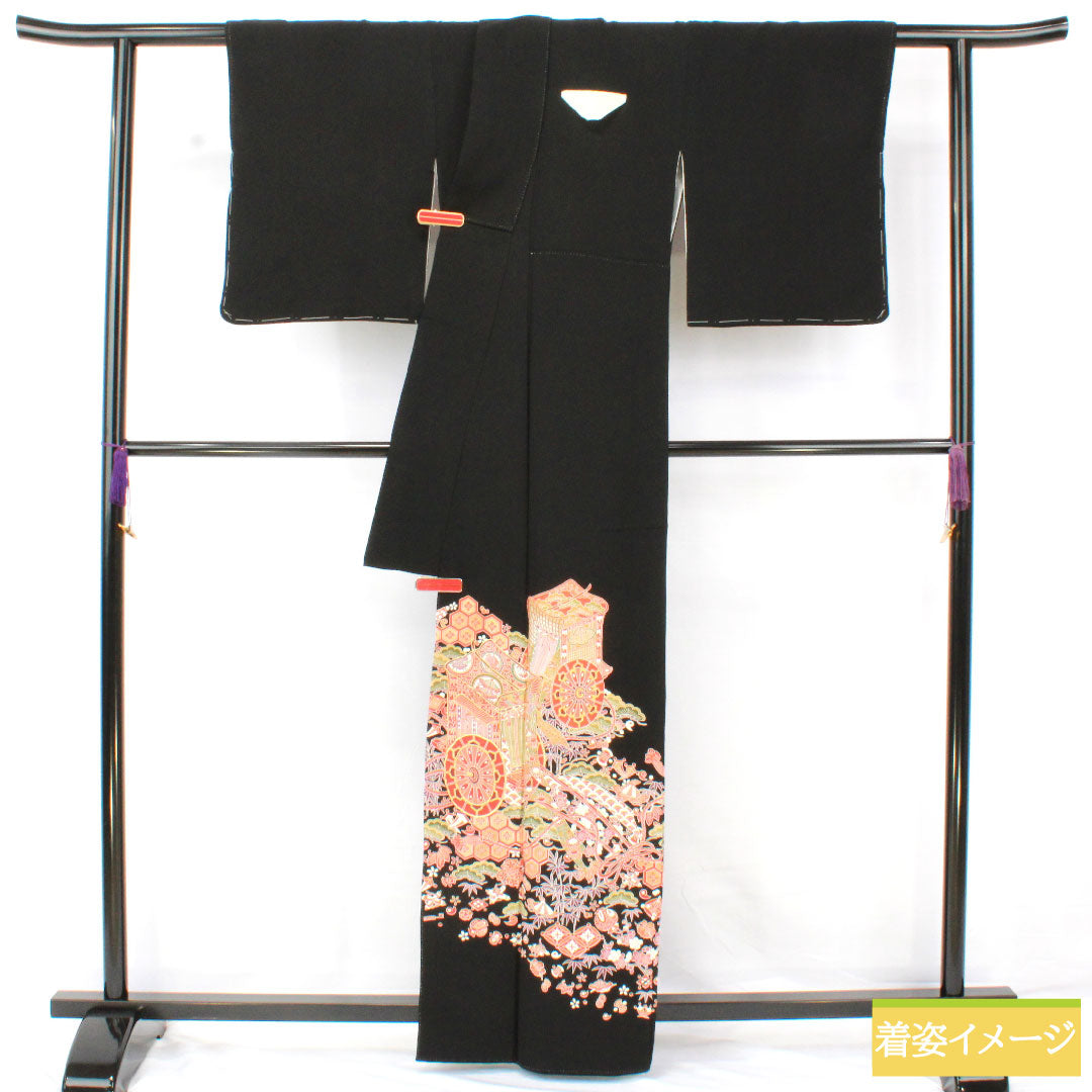 黒留袖 正絹 身丈162cm 裄丈63cm 袷 京友禅 松竹梅 宝尽くし 御所車 亀甲 五つ紋 唐花 Sランク 黒系 1111001722410
