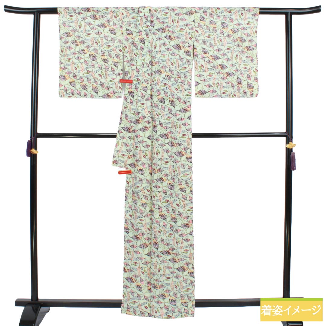 夏物 正絹 小紋 Sランク 身丈160cm 裄丈65cm 薄緑色(うすみどりいろ) 型染 葉模様 絽 緑系 1132005012419