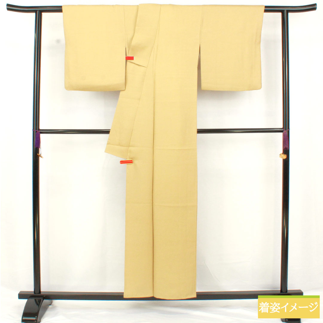 色無地 正絹 身丈154.5cm 裄丈62.5cm 魚子黄色(ぎょしこういろ) 一つ紋 陰抱き茗荷 袷 Aランク 黄系 1114001953223