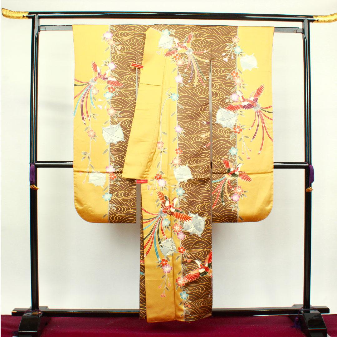 Long-sleeved kimono, length 157.5cm, sleeve length 65cm, lined, dark brown, Kyoto Yuzen, phoenix, thread wrapping, waves, pure silk, A rank, brown, 1113001543314