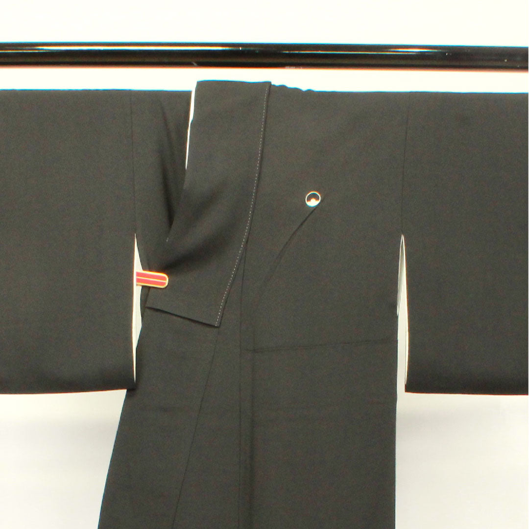 黒留袖 身丈156cm 裄丈60.5cm 袷 京友禅 鶴 糸輪に覗き梅鉢 正絹 Aランク 五つ紋 黒系 1111000723310