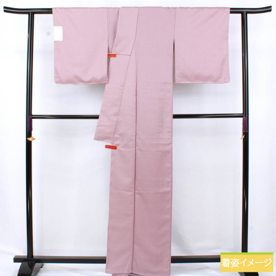 色無地 ポリエステル Sランク 身丈158cm 裄丈65cm 薄紫色(うすむらさきいろ) 綸子 抽象模様 しつけ糸付き 袷 紫系 1114002272320