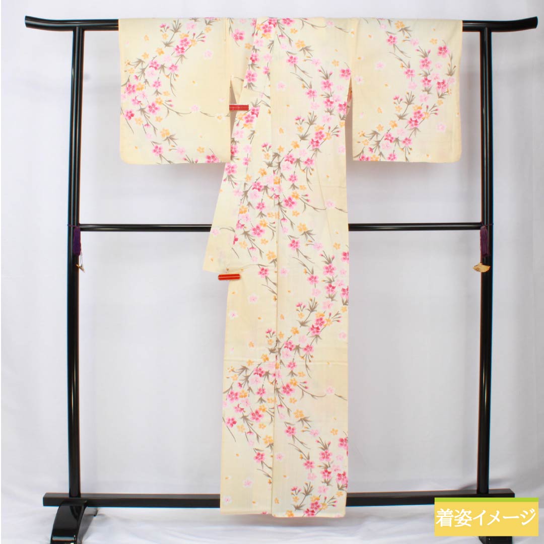 浴衣 木綿 身丈160cm 裄丈66.5cm Aランク 単衣 クリーム系 東京白茶色(とうきょうしらちゃいろ) 桜 1118006033415