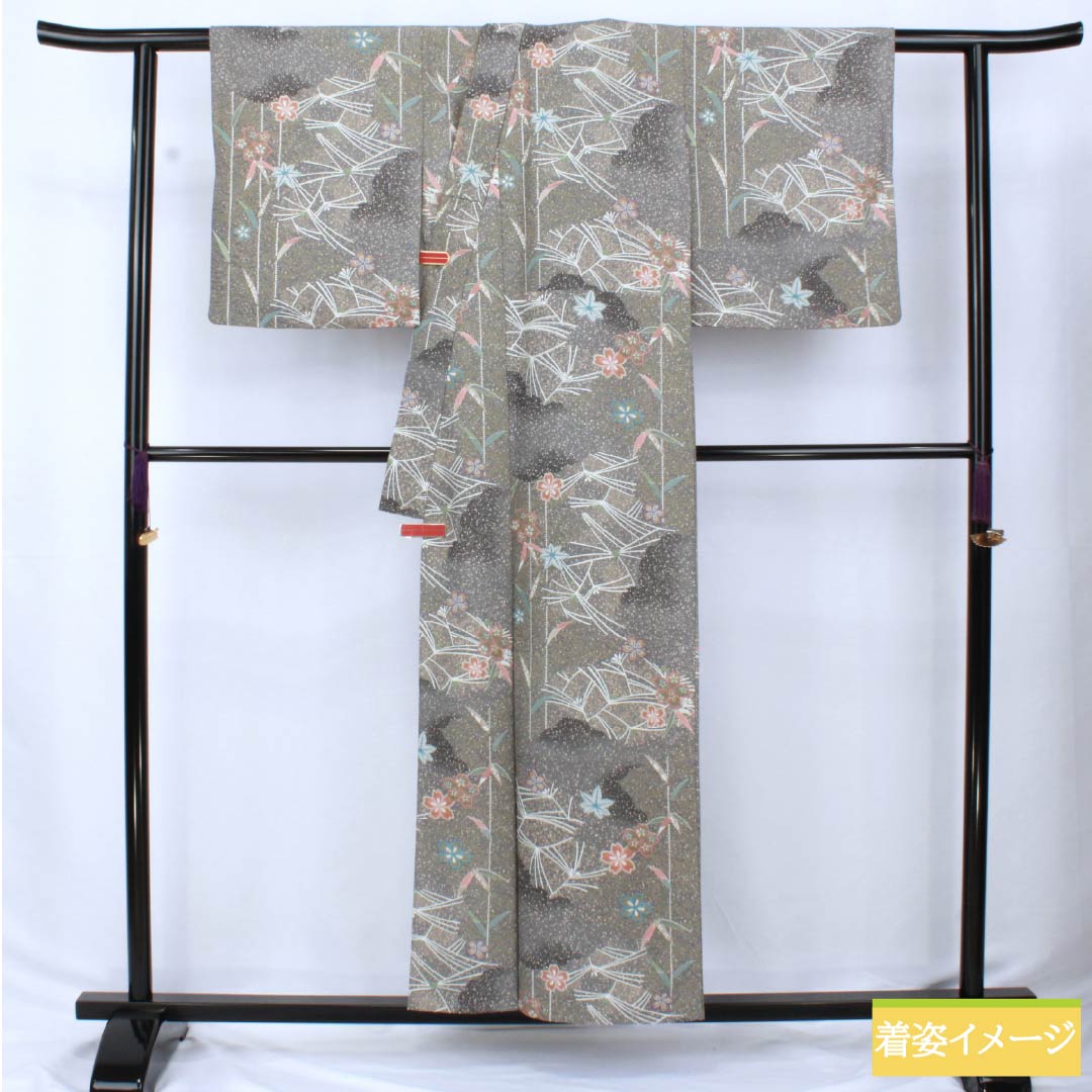 小紋 ポリエステル 身丈156cm 裄丈66cm 単衣 鉛色(なまりいろ) 古典柄 洗える着物 Sランク グレー系 1115005912322