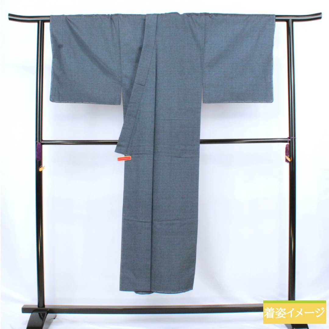 男物 正絹 Sランク 身丈144.5cm 裄丈71cm 錫紵色(しゃくじょいろ) 紬地 しつけ糸付き アンサンブル 袷 グレー系 1119001052422