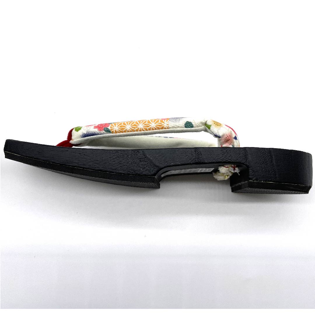 (新品未使用品)下駄 菊 桜 麻の葉 XLサイズ 黒系 NEWランク 1122000991510