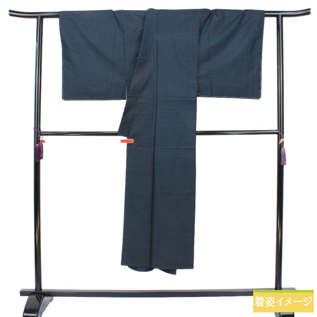 男物 正絹 Sランク 身丈140.5cm 裄丈69cm 大島紬 100亀甲 袷 紺系 1119002512418