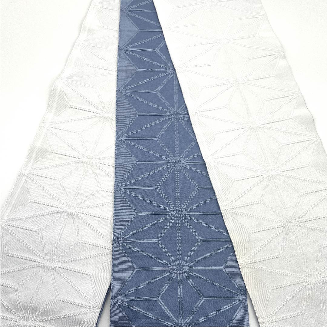 半幅帯 ポリエステル 鉛白色(えんぱくいろ) 青袋鼠色(せいたいねずいろ) 麻の葉 古典柄 リバーシブル 帯丈388cm 白系 Aランク 1125001203311