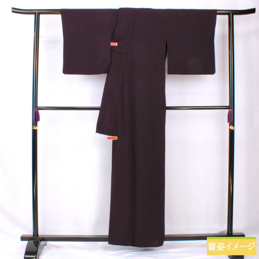 Solid-colored polyester kimono, length 158.5cm, sleeve length 64cm, purple-black (shikoku shoku), plain kimono with one crest and a shadow-swallowing butterfly design, S rank, purple, product number 1114002162320