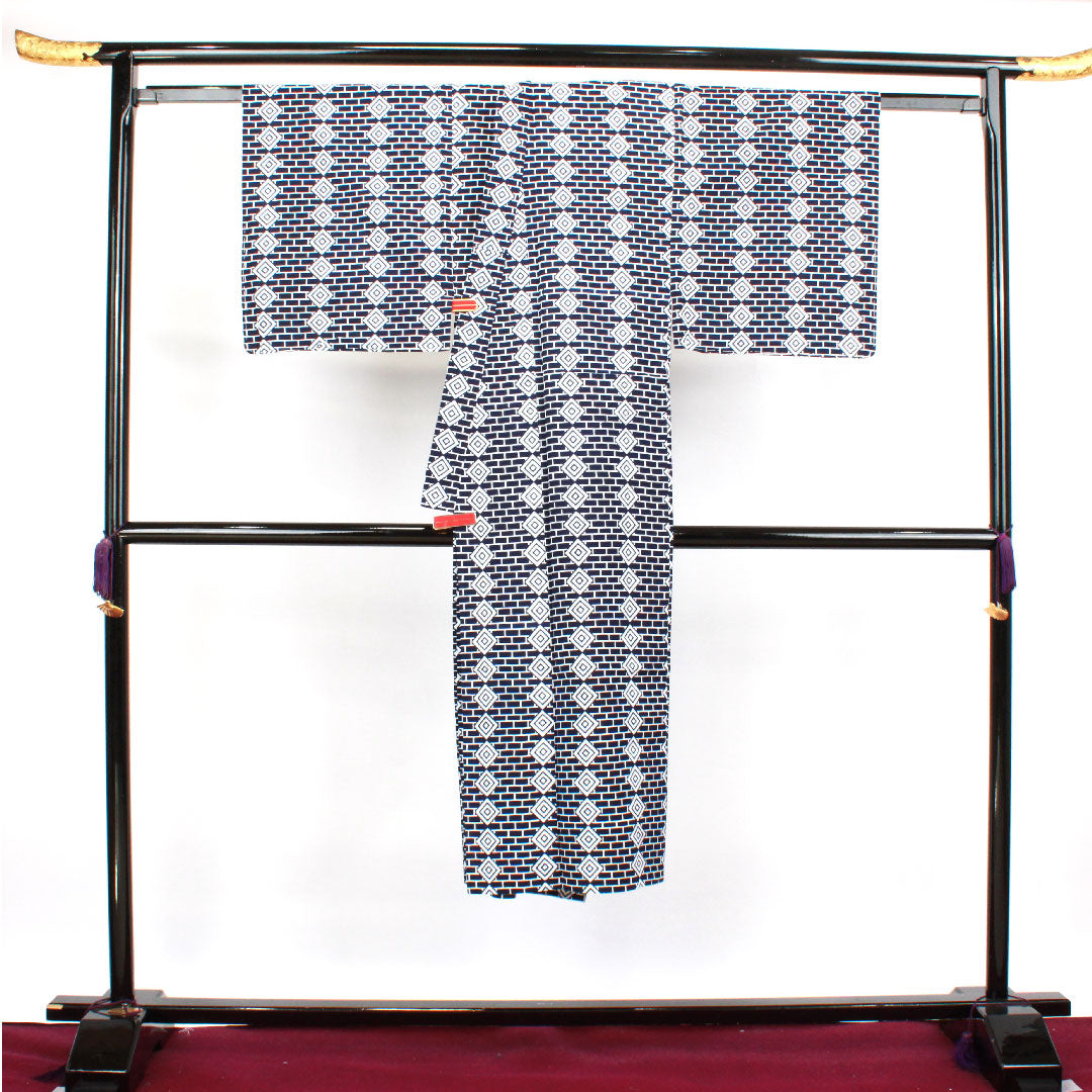 浴衣 しつけ糸付き 未使用品 男物 幾何学模様 木綿 Sランク 単衣 身丈135cm 裄丈67.5cm 紺系 1118002132118