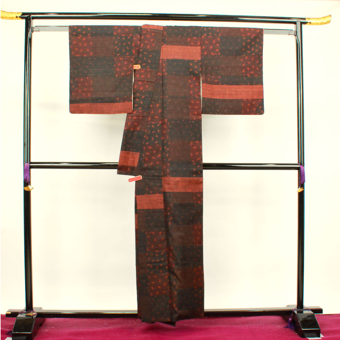 紬 身丈157cm 裄丈63.5cm 型染 抽象模様 正絹 Sランク 袷 グラデーション系 1116002542399