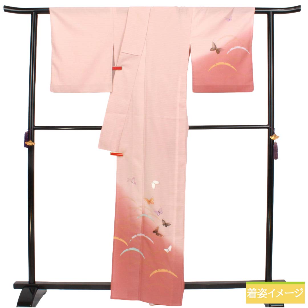 夏物 ポリエステル 付下げ Aランク 身丈165.5cm 裄丈68.5cm 退紅色(あらそめいろ) 洗える着物 露芝 蝶 絽 ピンク系 1132006263513