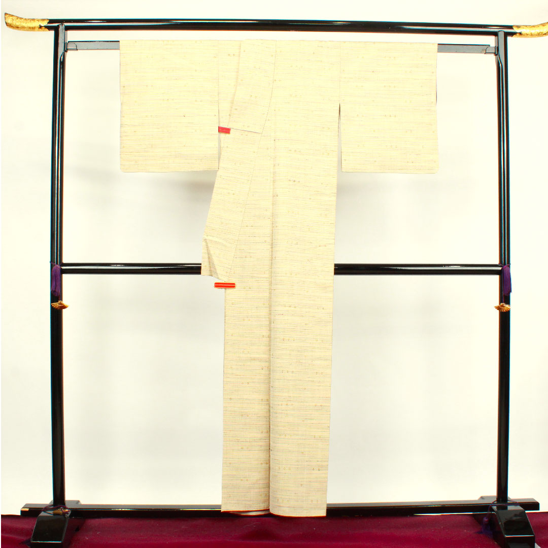 紬 身丈155cm 裄丈62cm 砥粉色 横段 花織 正絹 Aランク 袷 ベージュ系 1116002433325