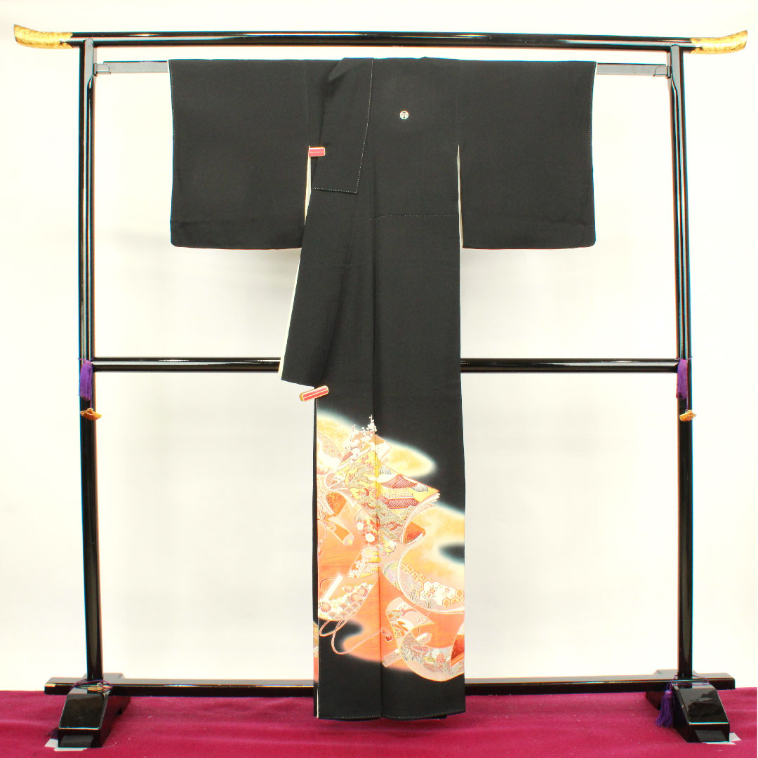 黒留袖 身丈159.5cm 裄丈63cm 袷 京友禅 吉祥文様 丸に並び瓶子 正絹 Aランク 五つ紋 黒系 1111000843310