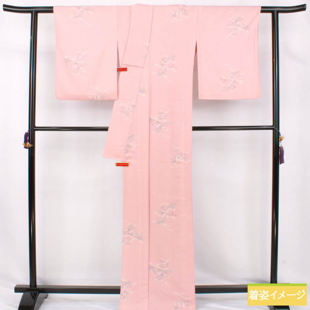 小紋 ポリエステル Sランク 身丈167.5cm 裄丈67cm 単衣 曙色(あけぼのいろ) 型染 遠山 草花 洗える着物 ピンク系 1115007872513