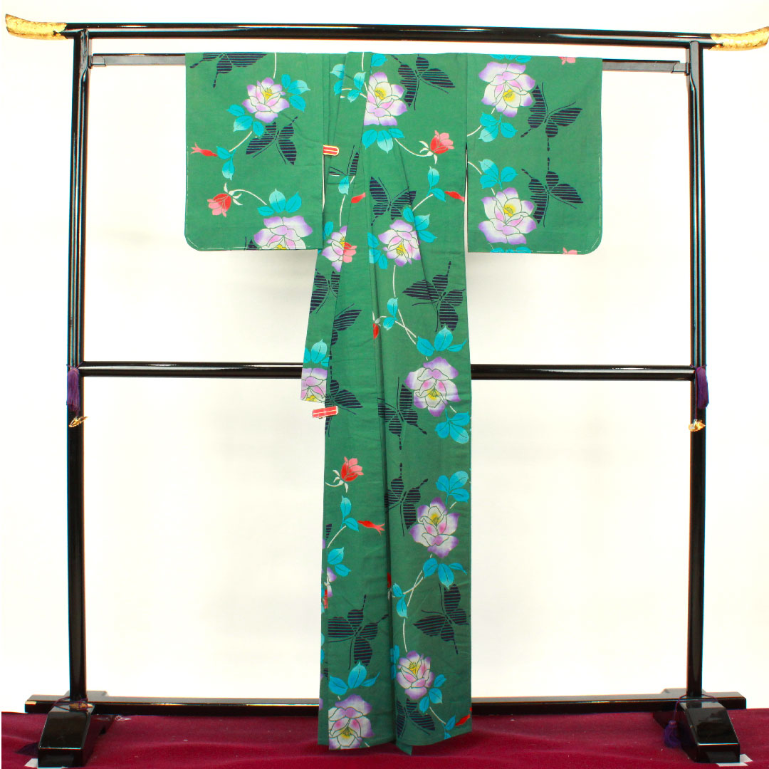 浴衣 萌葱色 薔薇 蝶 木綿 Sランク 単衣 身丈162cm 裄丈64cm 緑系 1118002852419
