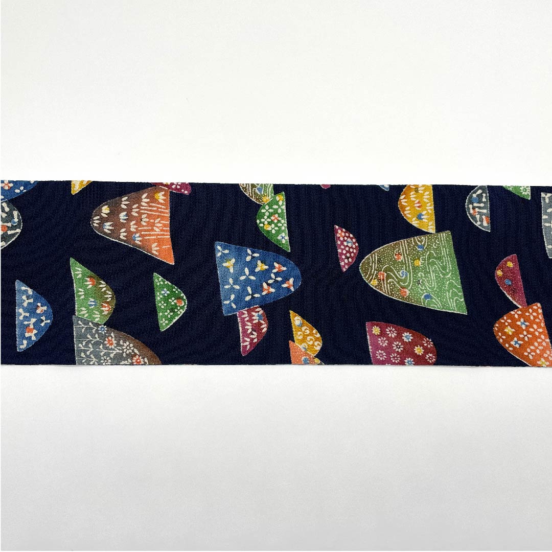 名古屋帯 鉄葡萄色 型染 京紅型 山 帯丈341.5cm 正絹 Sランク 全通 カジュアル 紺系 1124004972318 名古屋仕立て