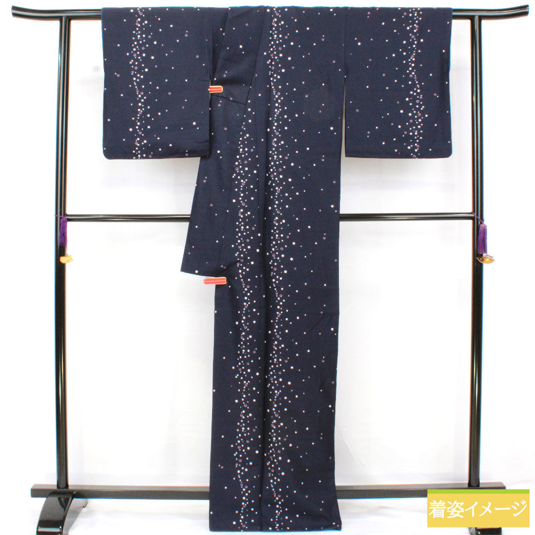 小紋 ポリエステル 身丈167cm 裄丈68cm 袷 濃紺色(のうこんいろ) 洗える着物 水玉 Sランク 紺系 1115004812518