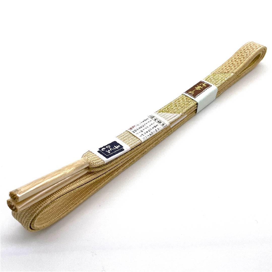 (新古品) 帯締め 正絹 四分紐 蜜陀僧色(みつだそういろ) 特選金銀糸使用 金属糸使用 手組紐 長さ約159cm 幅約1.5cm セミフォーマル Sランク ベージュ系 1135002262325