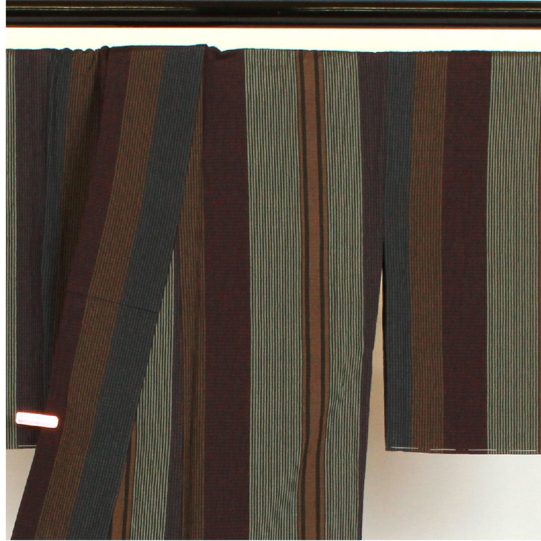 塩沢紬 身丈166cm 裄丈68cm 縞模様 正絹 Sランク 単衣 黒系 1116000622410