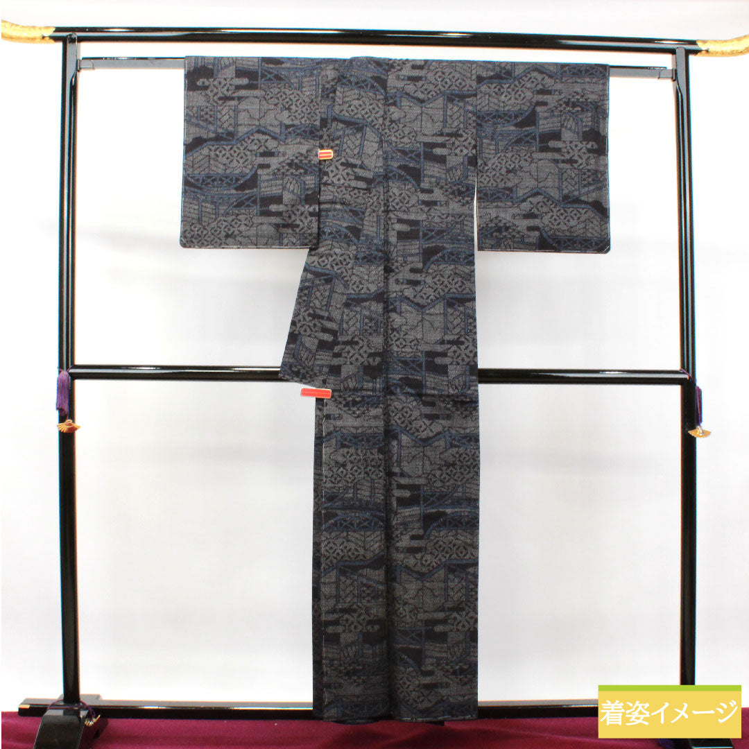 結城紬 正絹 身丈158cm 裄丈62.5cm 抽象模様 しつけ糸付き Sランク 袷 黒系 1116003102310