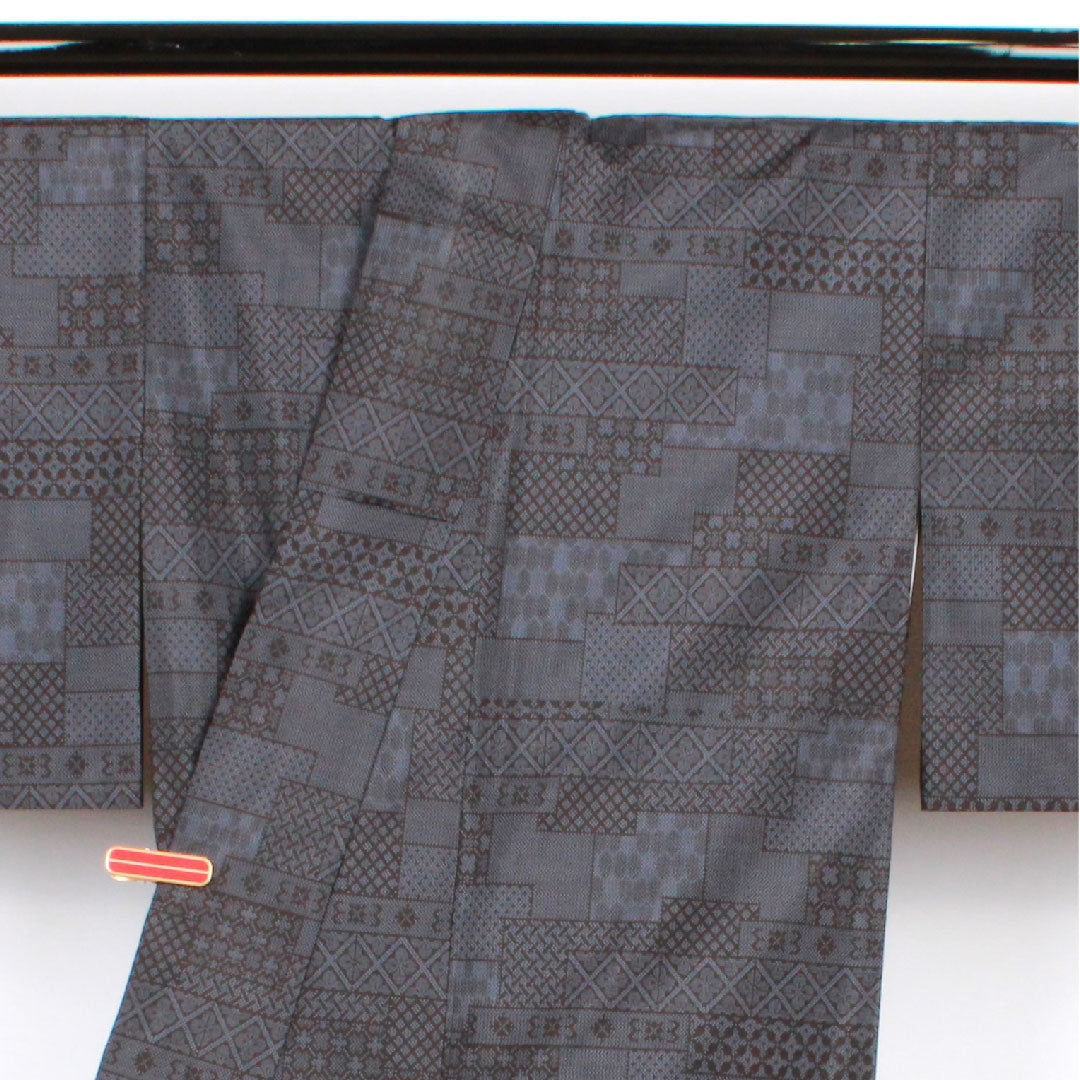 大島紬 身丈169.5cm 裄丈68cm 経緯絣 正倉院文様 正絹 Aランク 袷 紺系 1116001863518