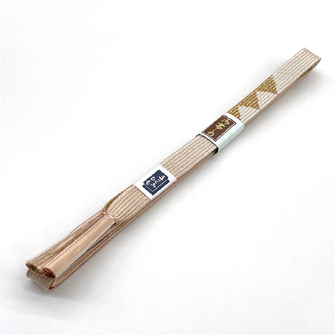 (新古品) 帯締め 正絹 四分紐 薄肉色(うすにくいろ) 手組紐 鱗 金属糸使用 長さ約162cm 幅約1.5cm セミフォーマル Sランク ベージュ系 1135002852325