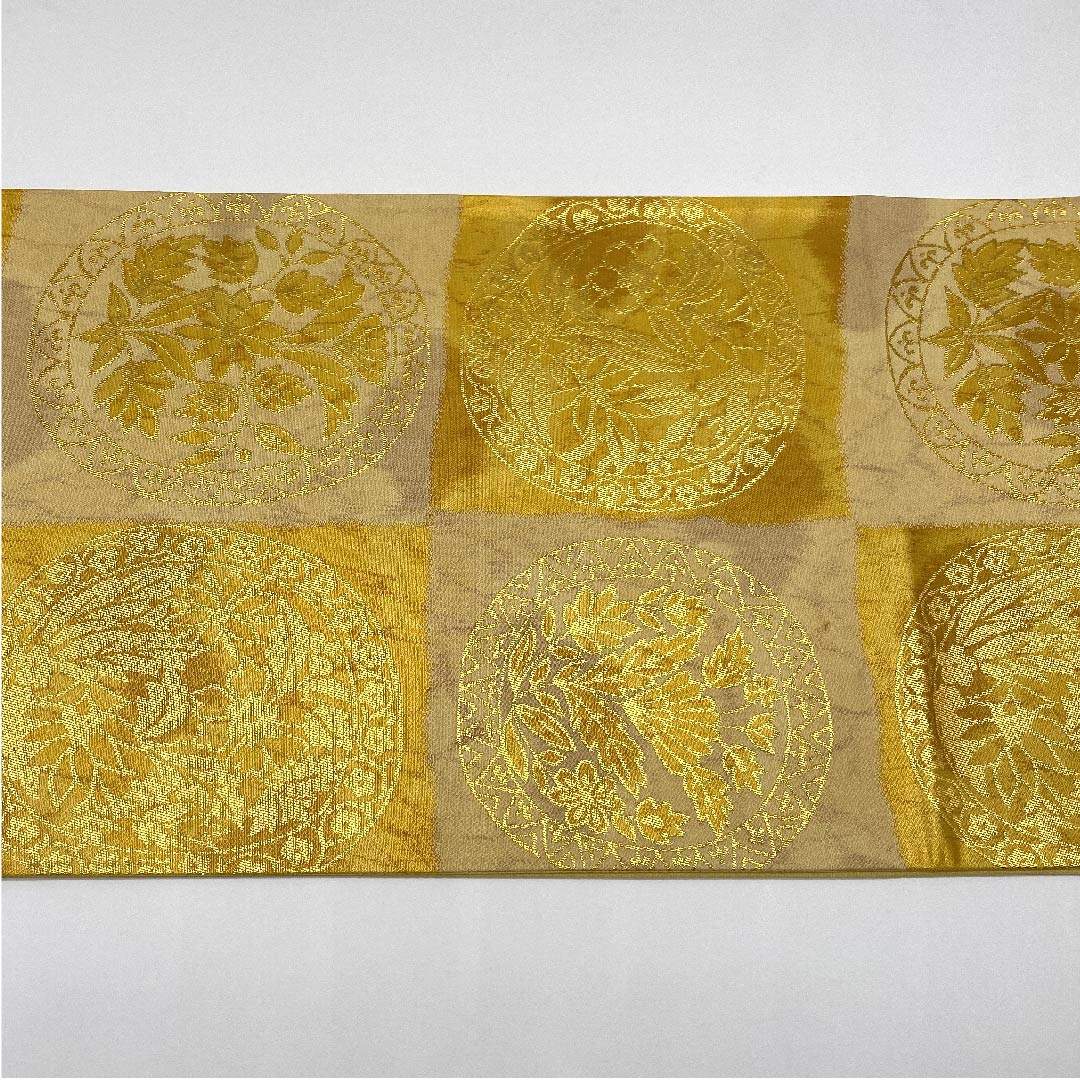 袋帯 薄卵色(うすたまごいろ) 市松模様 花丸模様 帯丈424cm 正絹 Sランク 六通 セミフォーマル 黄系 1123006622323