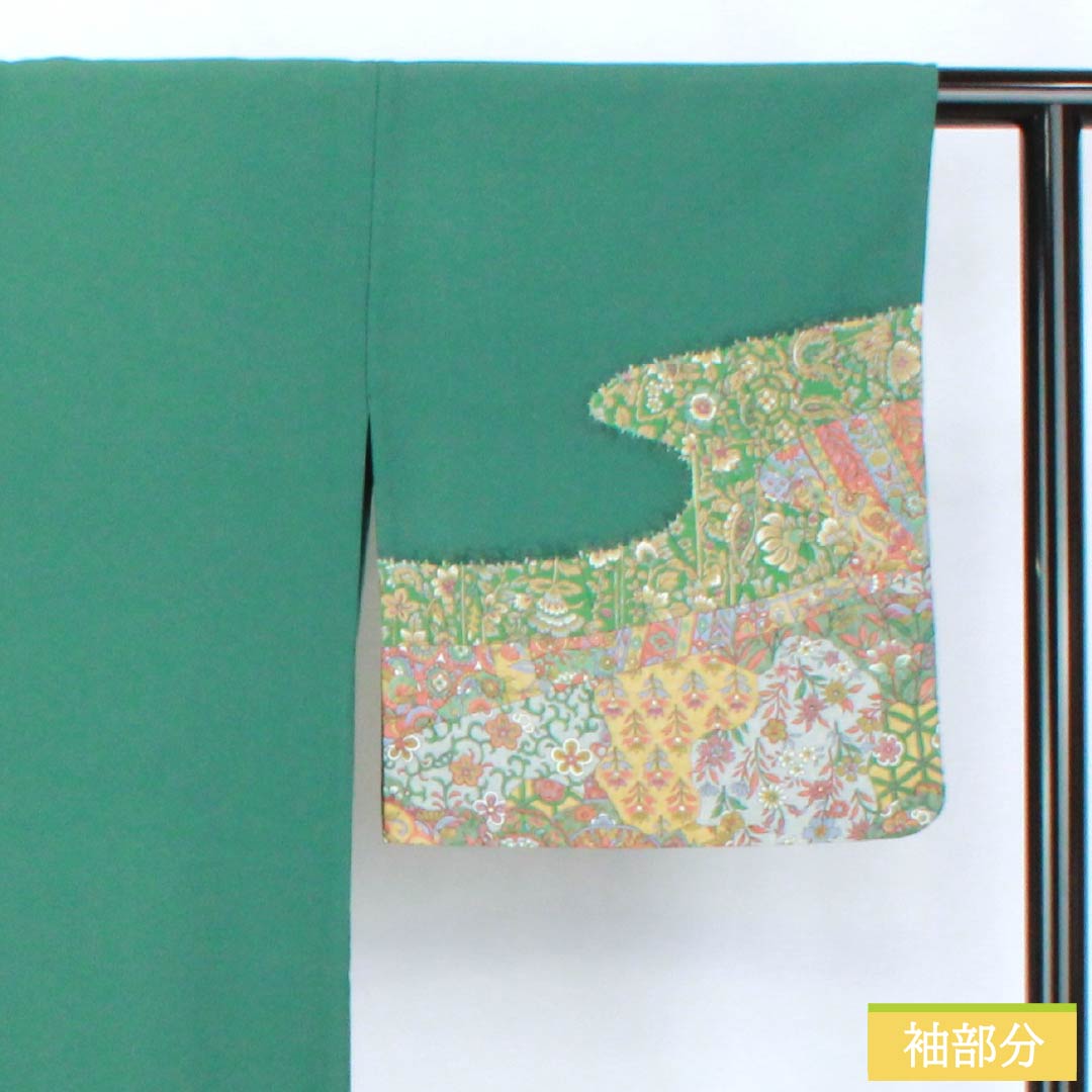 Formal Kimono, Polyester, Rank A, Unlined, Length 166.5cm, Sleeve-to-sleeve 66.5cm, Moe-gi Green, One Family Crest (Kage-tsuta), Stencil-dyed, Arabesque, Washable Kimono, Green Tones, 1112007613519