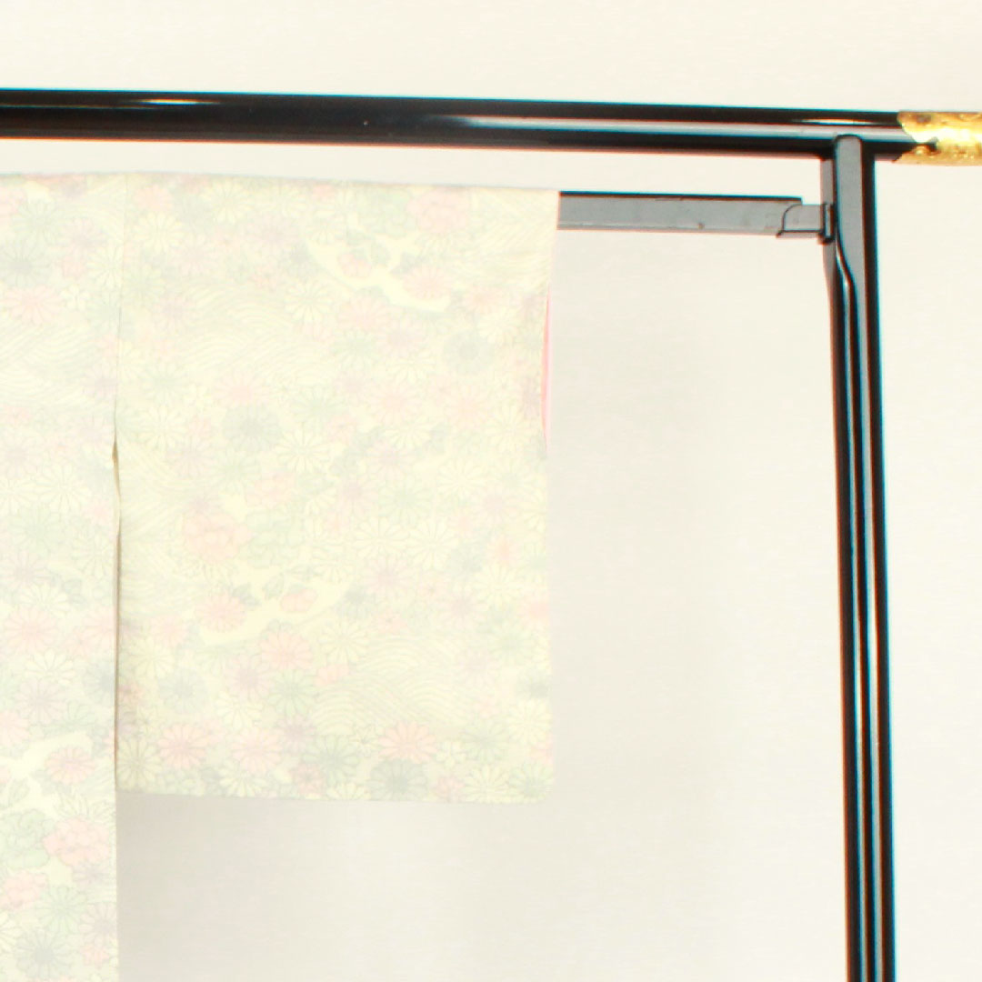 紬 身丈153cm 裄丈62.5cm 草花模様 ポリ Aランク 袷 白系 1116002143211