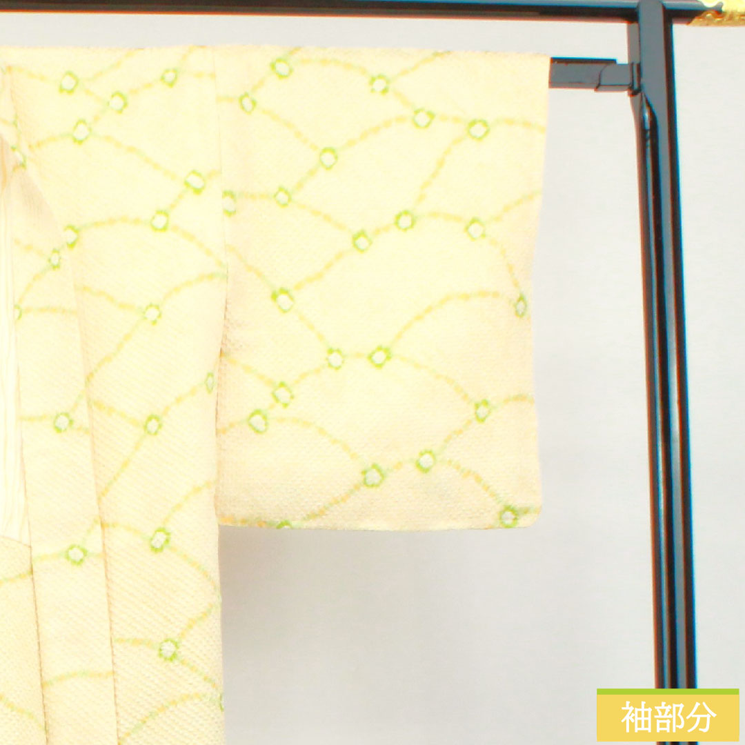 Haori (Japanese traditional coat) made of pure silk, length 82cm, sleeve length 63.5cm, Neriiro (colored silk), all-over tie-dye, abstract pattern, with basting thread, S rank, lined, yellow, 1117000972923