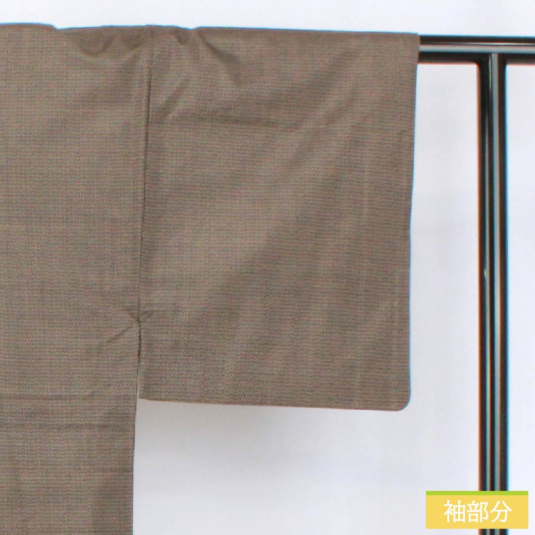 男物 正絹 Sランク 身丈139cm 裄丈68.5cm 落栗色(おちぐりいろ) 大島紬 100亀甲 アンサンブル 袷 茶系 1119001382314
