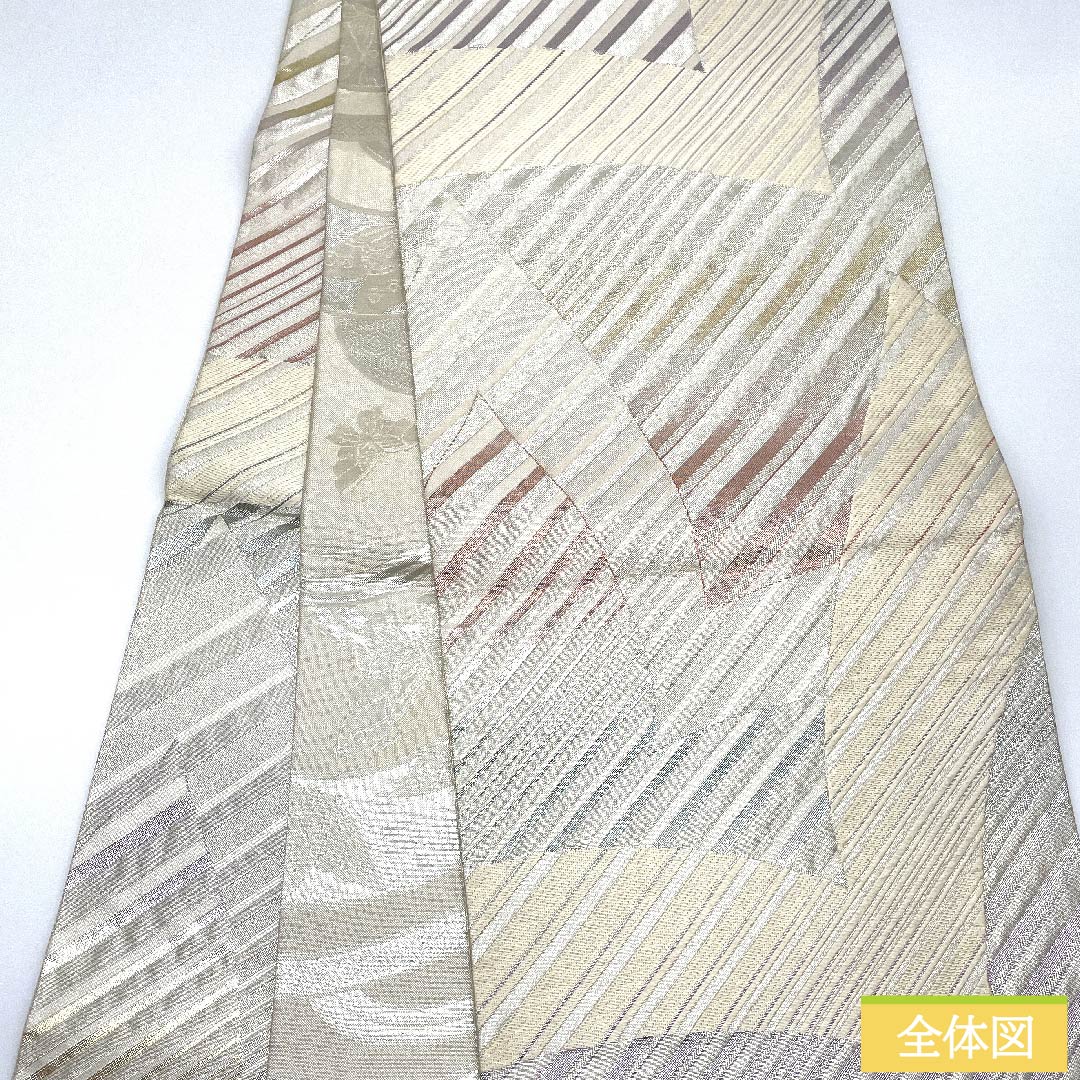 袋帯 銀色 幾何学模様 蝶 亀甲 菱 帯丈426cm 正絹 Sランク 全通 フォーマル 銀系 1123010342322