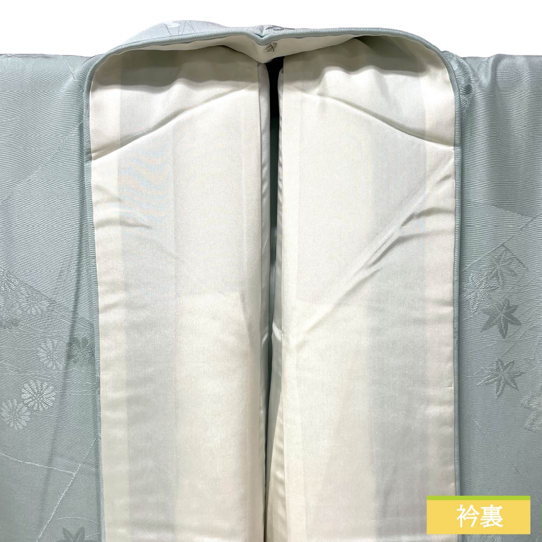 色無地 正絹 Sランク 身丈159.5cm 裄丈65cm 薄水色(うすみずいろ) 一つ紋 紋名不明 縫い紋 袷 水色系 1114002752324