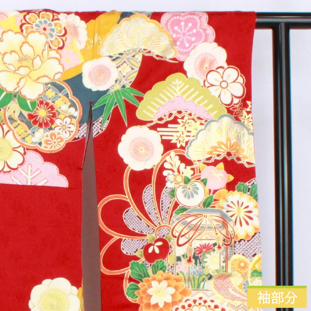 振袖 正絹 Sランク 身丈170.5cm 裄丈67.5cm 袷 真紅色(しんくいろ) 京友禅 吉祥文様 松竹梅 菊 ECOガード加工 赤系 1113002602612