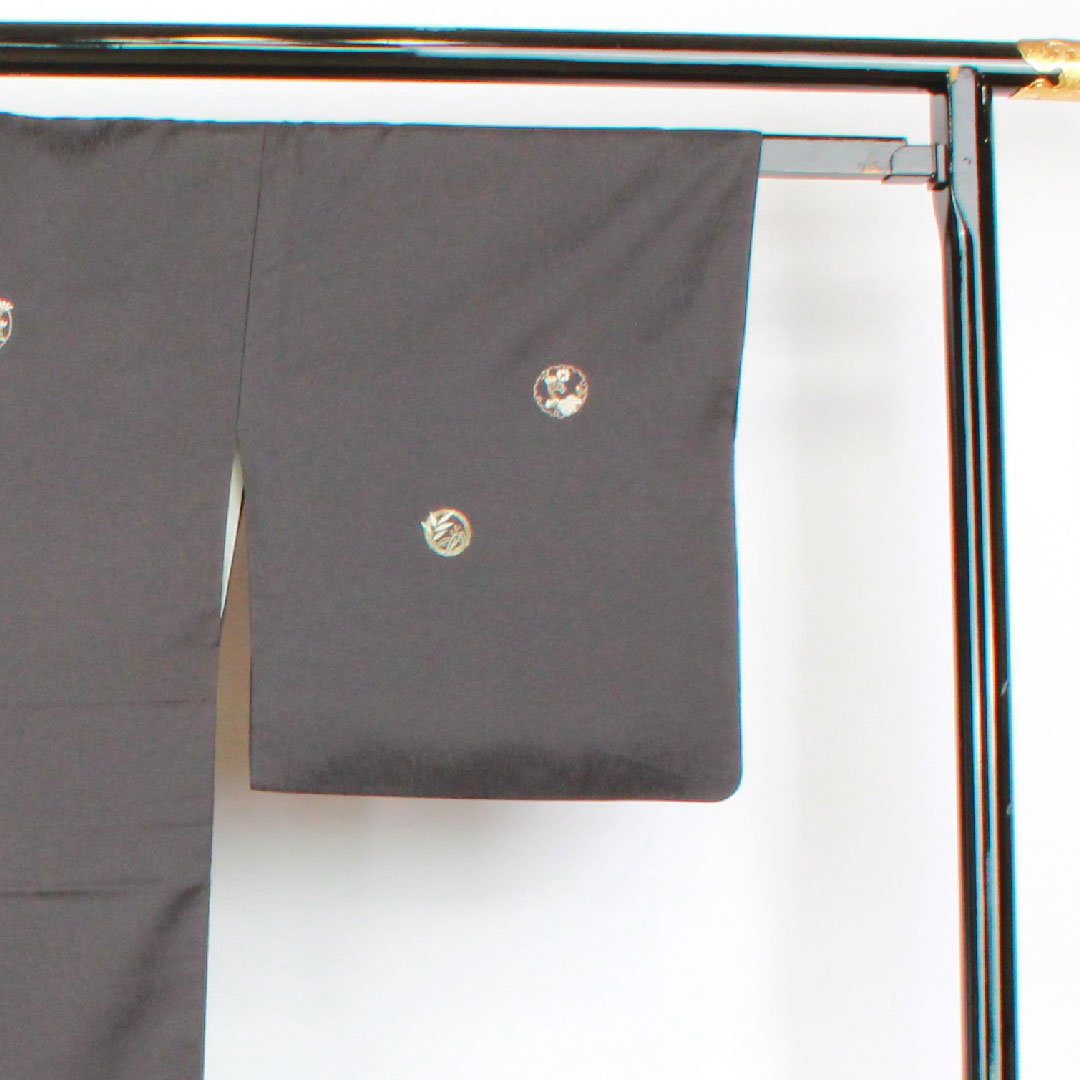 訪問着 袷 身丈160cm 裄丈65cm 汕頭刺繡 相良刺繡 草花模様 正絹 Sランク 黒系 1112001842410