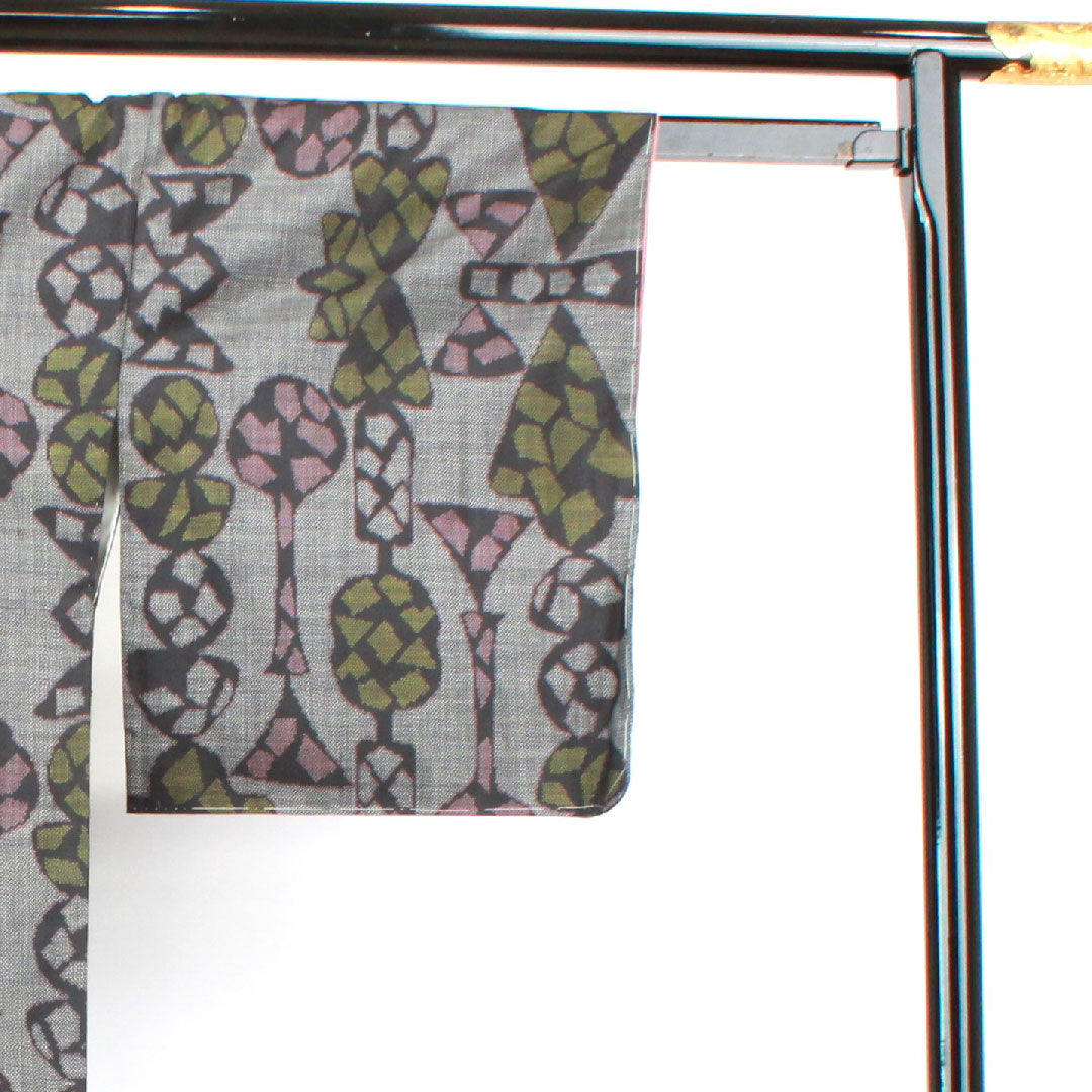 Oshima Tsumugi, Length 159cm, Sleeve length 67cm, with basting thread, Warp and weft ikat, Abstract pattern, Pure silk, S rank, Lined, Black, 1116002522310