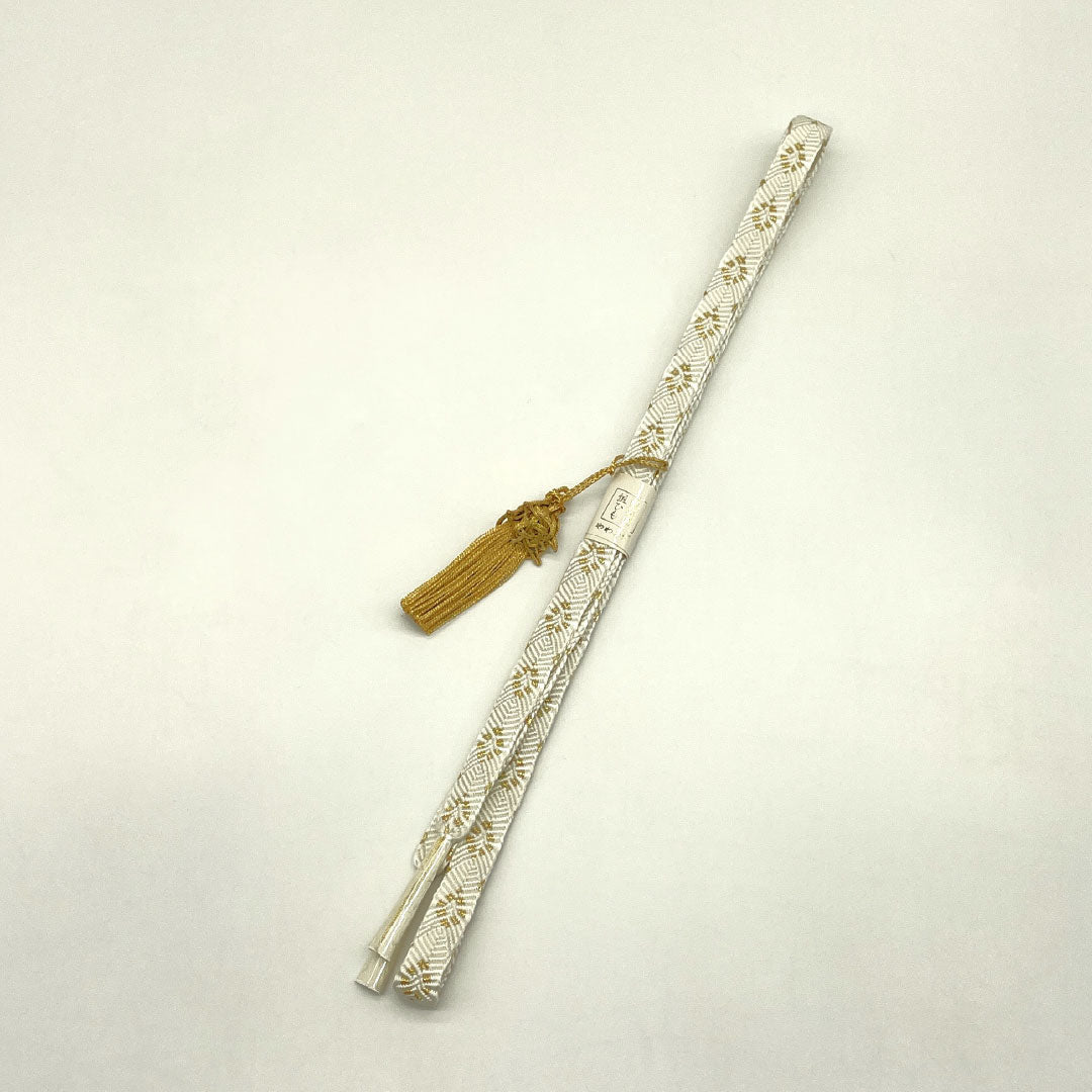 (新古品) 帯締め・帯揚げセット 正絹 NEWランク 乳白色(にゅうはくしょく) 留袖用 紅葉 古典柄 長さ約158cm 幅約1.5cm フォーマル 白系 1141000361311