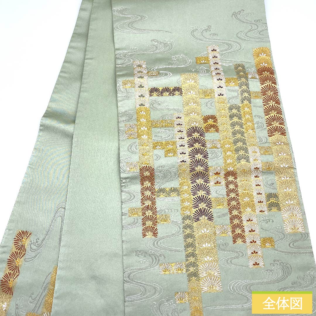 袋帯 正絹 龍泉青瓷釉色色(ロンチュエンチンツーユースーいろ) 加納幸 流水 松 古典柄 帯丈444cm Sランク 六通 フォーマル 緑系 1123011062319