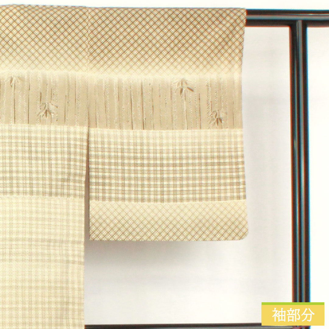Homongi (formal kimono) made of pure silk, single layer, length 156.5cm, sleeve length 63.5cm, white-brown, by artist, bamboo, pearl-tone finish, Bando Mitsugoro, S rank, beige, 1112006022325