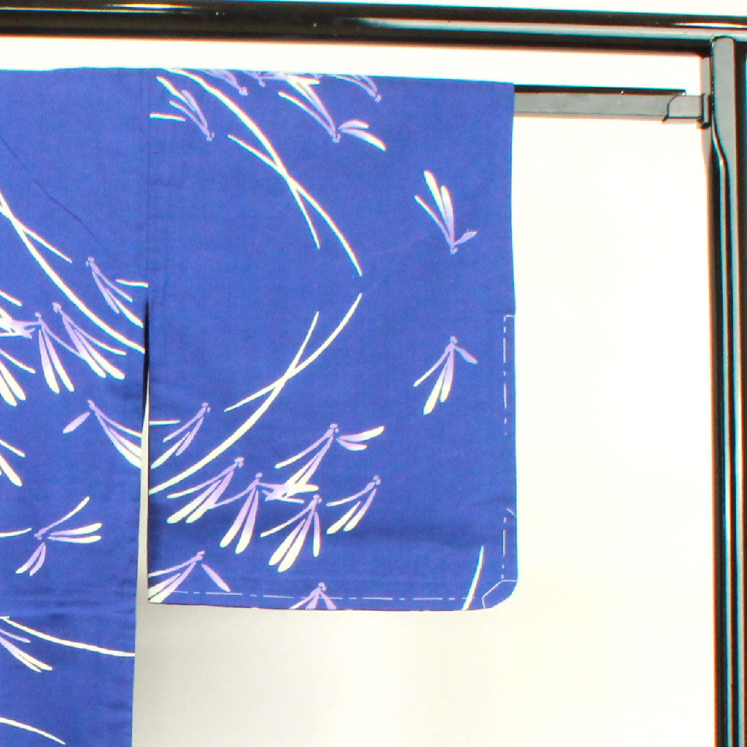 浴衣 しつけ糸付き 未使用品 紺桔梗色 トンボ 木綿 Sランク 単衣 身丈168cm 裄丈66cm 紺系 1118002692518